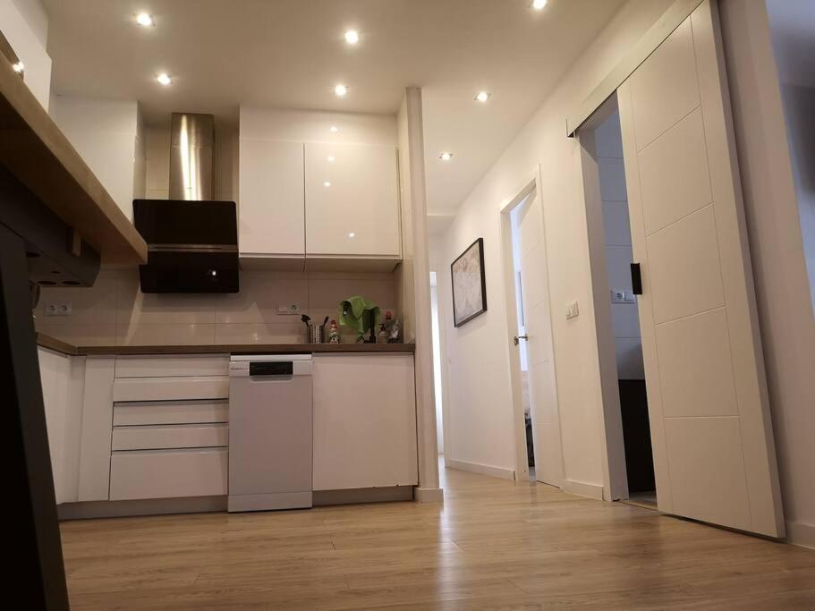 New Alexandra Apartment, 2 Min 40 Sec From Beach 라 마타 외부 사진